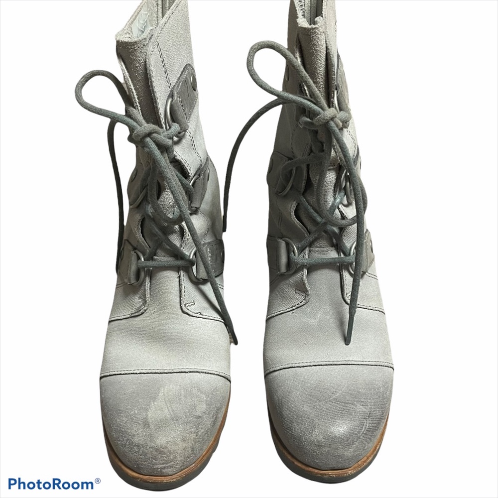 Sorel wedge leather Joan of Arctic boots grey 9